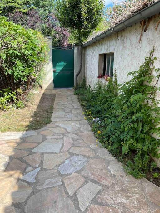 «  La Petite Maison » ....Des Grands Espaces... Saint-Maur-des-Fosses Luaran gambar